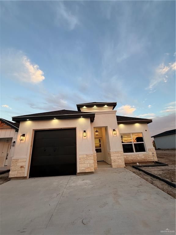 2324 Thornton Avenue, Mission, TX 78574