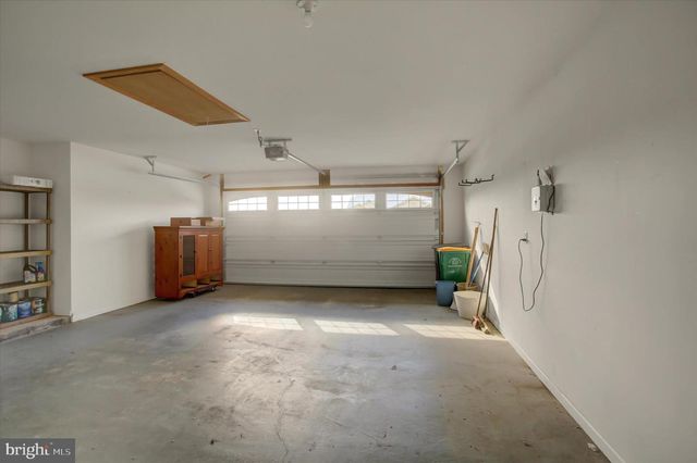 200 PARK VIEW DR, Chambersburg, PA 17201