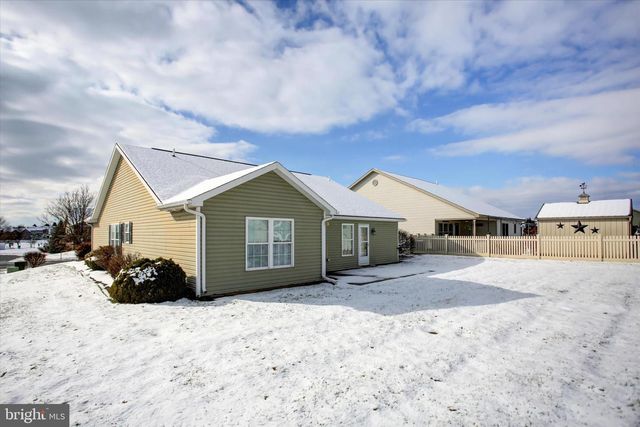 200 PARK VIEW DR, Chambersburg, PA 17201