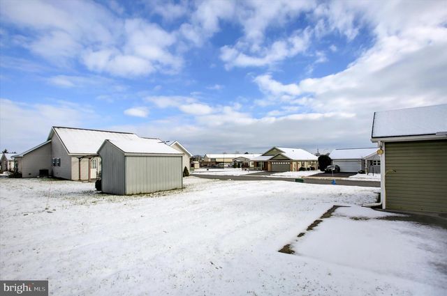 200 PARK VIEW DR, Chambersburg, PA 17201