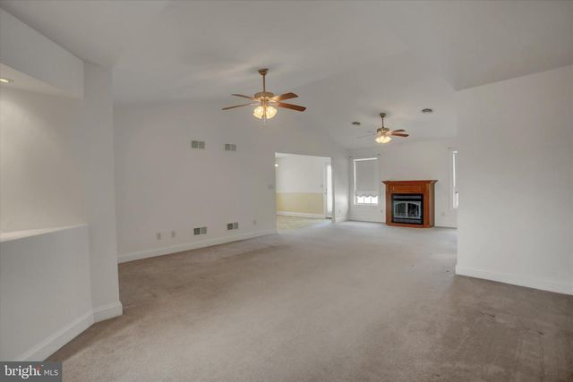 200 PARK VIEW DR, Chambersburg, PA 17201