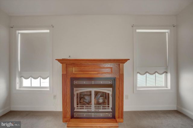 200 PARK VIEW DR, Chambersburg, PA 17201