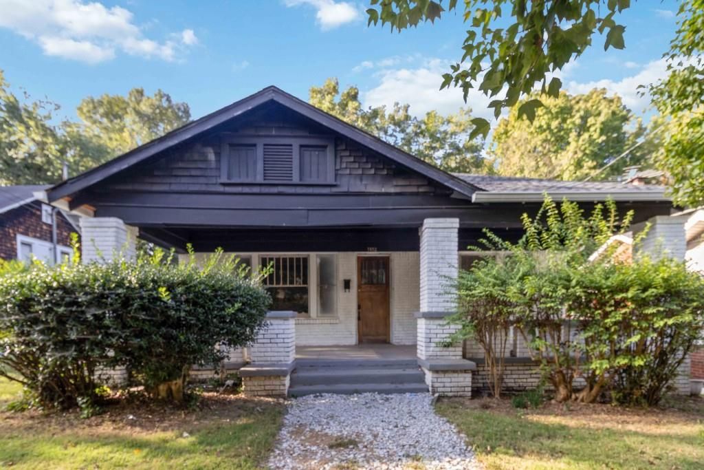 1652 Thompson Avenue, East Point, GA 30344