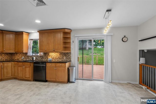 260 Saint Cloud Avenue, West Orange, NJ 07052