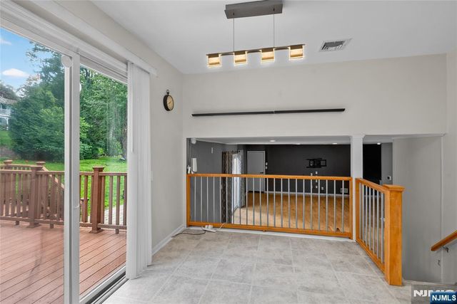 260 Saint Cloud Avenue, West Orange, NJ 07052