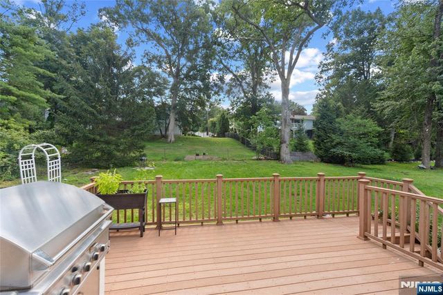 260 Saint Cloud Avenue, West Orange, NJ 07052