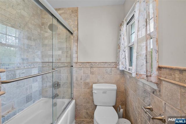 260 Saint Cloud Avenue, West Orange, NJ 07052