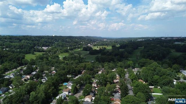 260 Saint Cloud Avenue, West Orange, NJ 07052