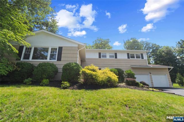 260 Saint Cloud Avenue, West Orange, NJ 07052