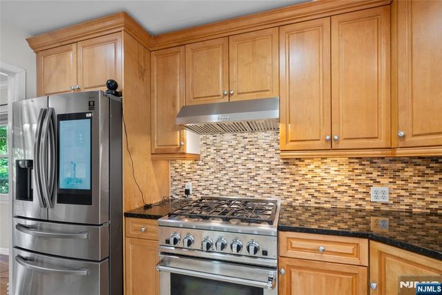 260 Saint Cloud Avenue, West Orange, NJ 07052