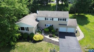 260 Saint Cloud Avenue, West Orange, NJ 07052