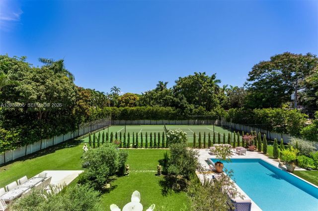 8345 Ponce De Leon Road, Miami, FL 33143