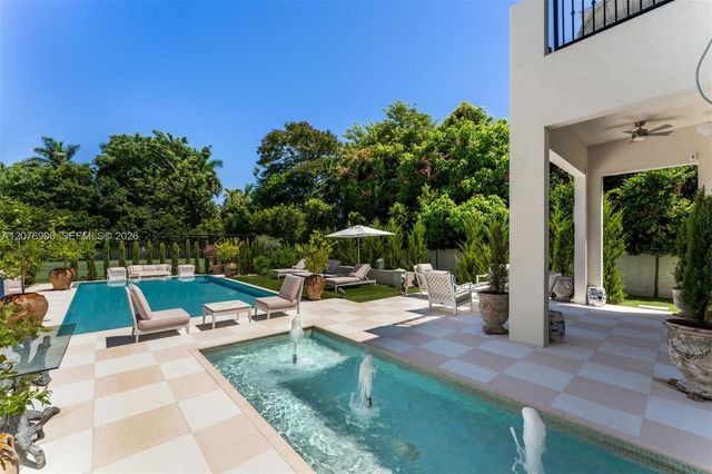 8345 Ponce De Leon Road, Miami, FL 33143