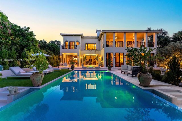 8345 Ponce De Leon Road, Miami, FL 33143