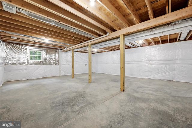 302 PHEASANT DR, Winchester, VA 22602