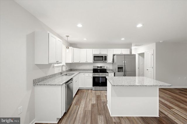 302 PHEASANT DR, Winchester, VA 22602
