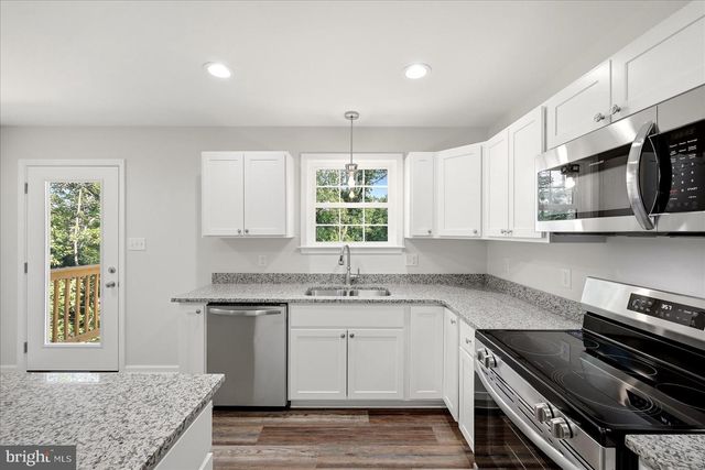 302 PHEASANT DR, Winchester, VA 22602