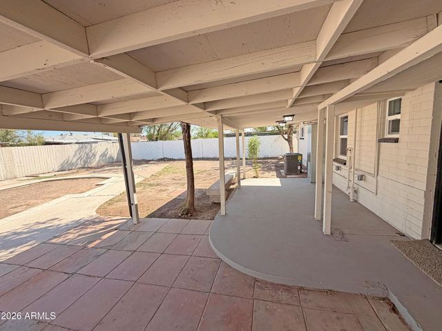 100 E 7TH Drive, Mesa, AZ 85210