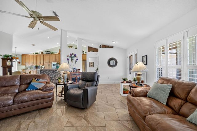 16364 SE 89TH TERRACE, Summerfield, FL 34491