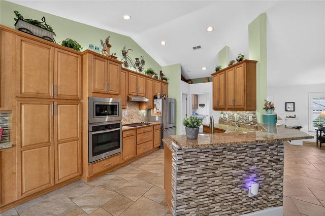 16364 SE 89TH TERRACE, Summerfield, FL 34491