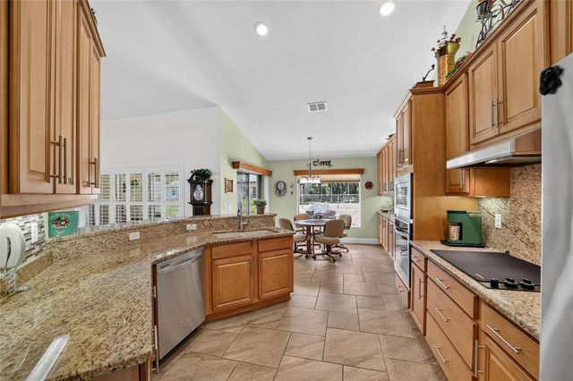 16364 SE 89TH TERRACE, Summerfield, FL 34491