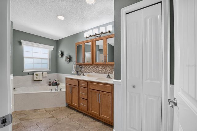 16364 SE 89TH TERRACE, Summerfield, FL 34491
