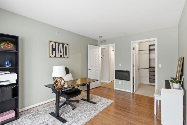 28211 Oakmonte Circle E, New Hudson, MI 48165