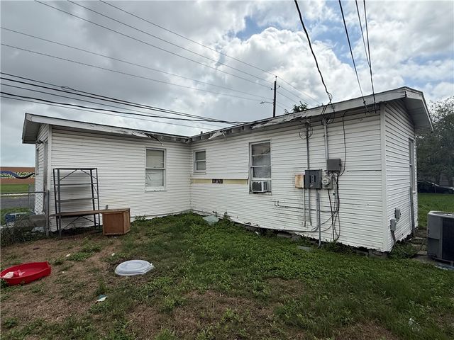 4901 Anthony St, Corpus Christi, TX 78415