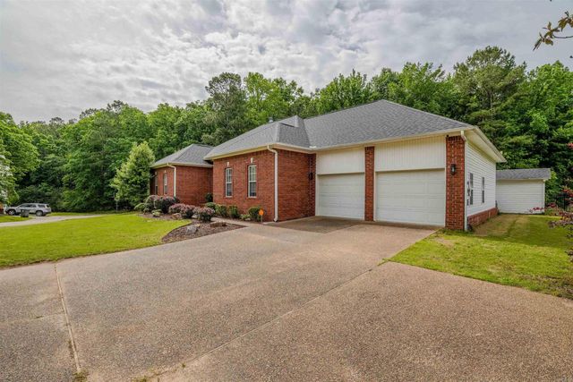 102 Raintree Court, Hot Springs, AR 71901