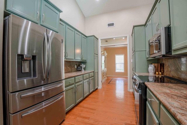 102 Raintree Court, Hot Springs, AR 71901