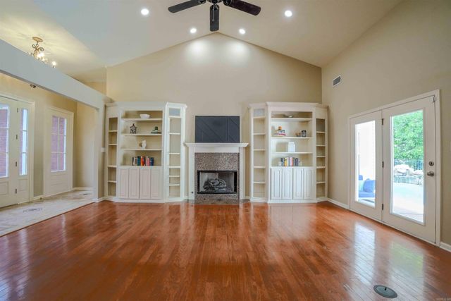 102 Raintree Court, Hot Springs, AR 71901