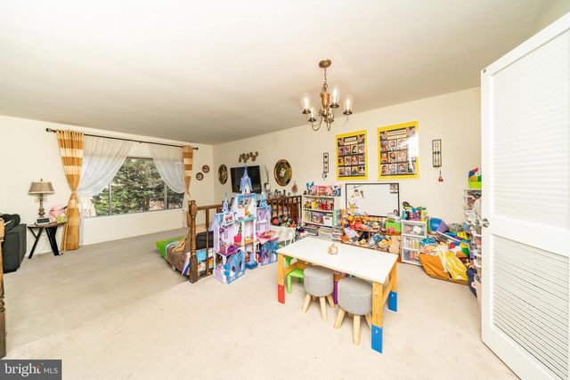 9982 LAKE LANDING RD, Gaithersburg, MD 20886