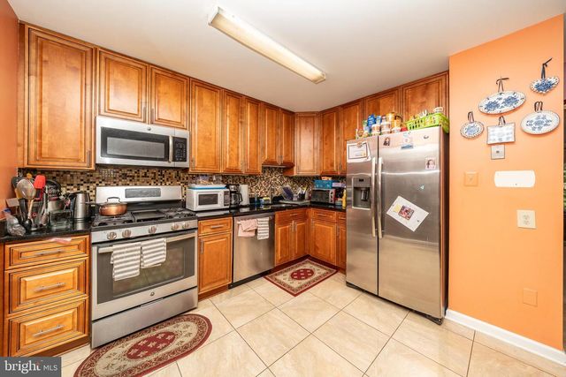 9982 LAKE LANDING RD, Gaithersburg, MD 20886