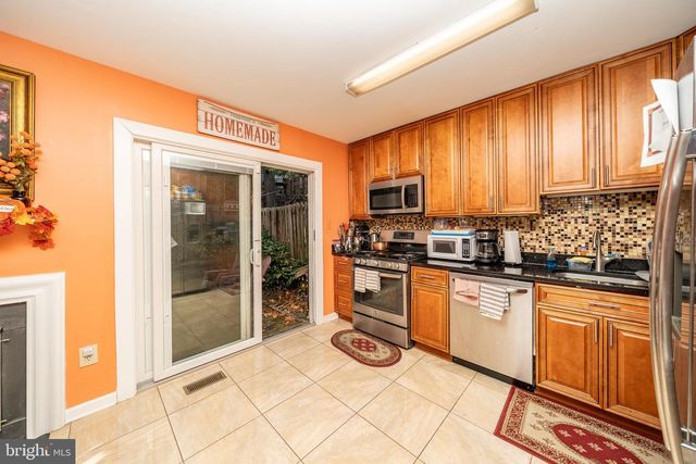 9982 LAKE LANDING RD, Gaithersburg, MD 20886