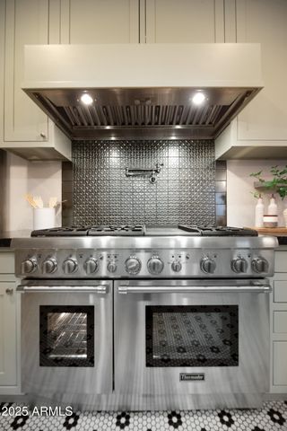 69 W LYNWOOD Street, Phoenix, AZ 85003