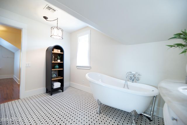 69 W LYNWOOD Street, Phoenix, AZ 85003