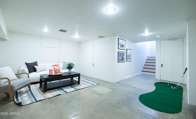 69 W LYNWOOD Street, Phoenix, AZ 85003