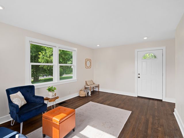 1003B Drummond Dr, Nashville, TN 37211