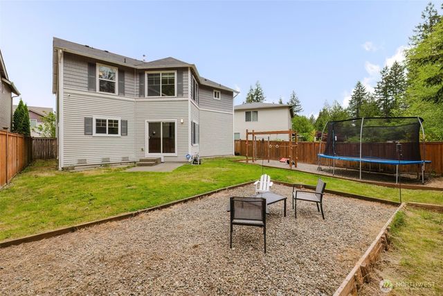 2722 SW Siskin Circle, Port Orchard, WA 98367