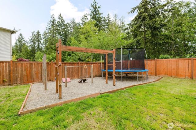 2722 SW Siskin Circle, Port Orchard, WA 98367