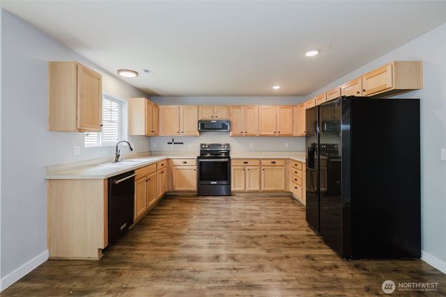 2722 SW Siskin Circle, Port Orchard, WA 98367