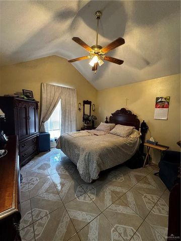 400 W Seminole Avenue, Pharr, TX 78577