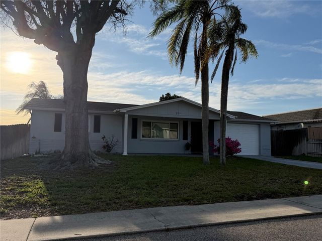 3711 BLACKHAWK DRIVE, New Port Richey, FL 34652