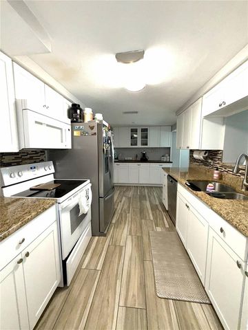 3711 BLACKHAWK DRIVE, New Port Richey, FL 34652