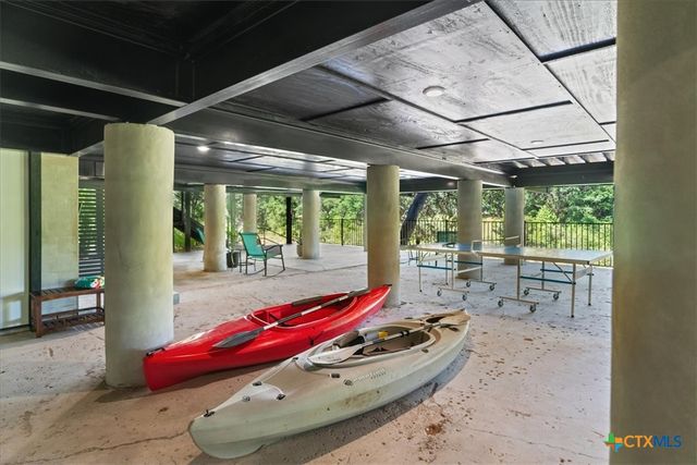 202 Hub Drive, Wimberley, TX 78676