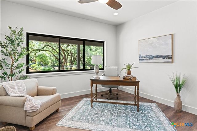 202 Hub Drive, Wimberley, TX 78676