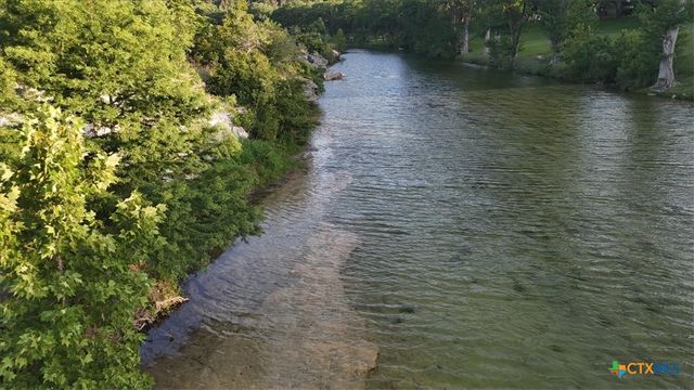 202 Hub Drive, Wimberley, TX 78676