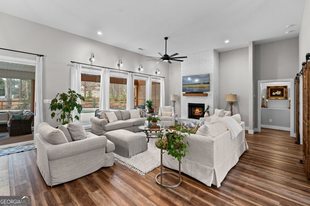 306 Old Windmill Road, Perry, GA 31069