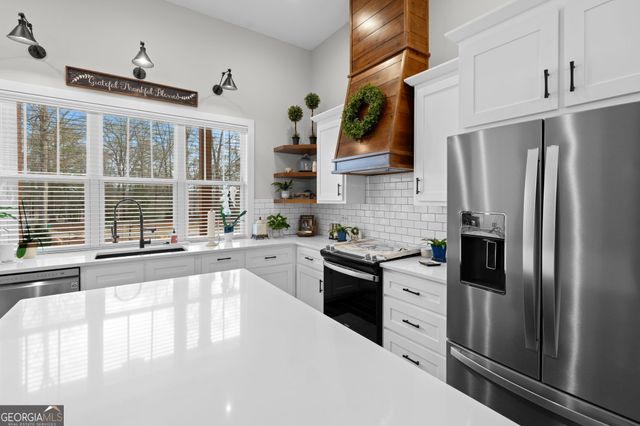 306 Old Windmill Road, Perry, GA 31069