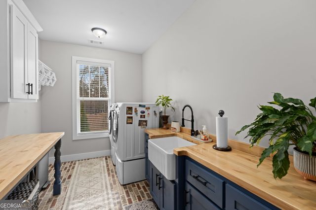 306 Old Windmill Road, Perry, GA 31069